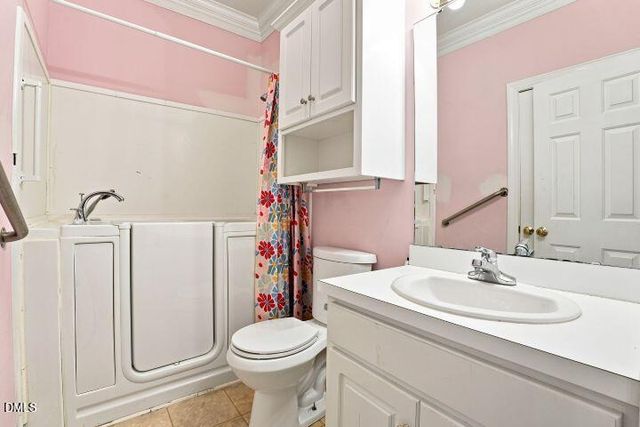 3532 Shadow Ridge Road N, Wilson, NC 27896