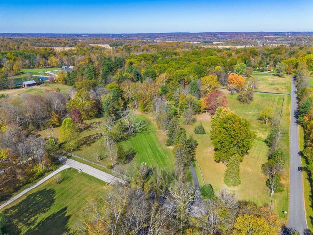 3596 Goose Lane, Granville, OH 43023