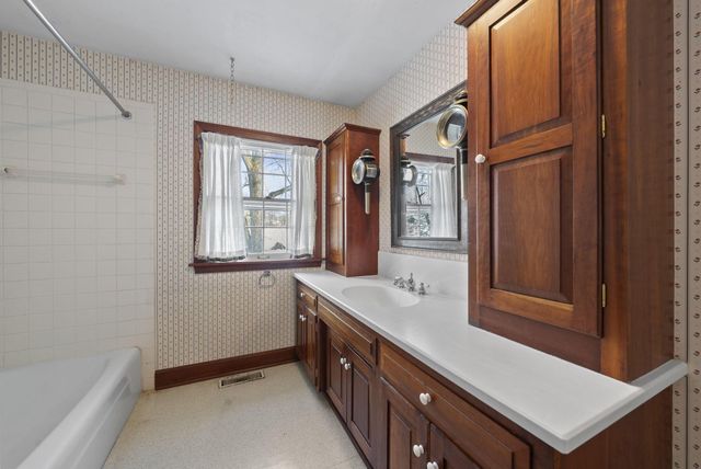 3596 Goose Lane, Granville, OH 43023