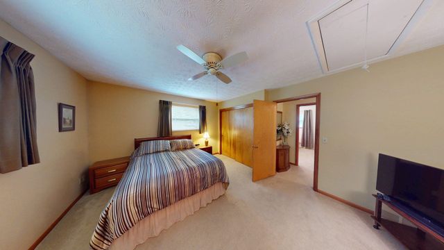 25 Lynn Marr Drive, Huntington, WV 25705