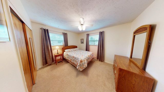 25 Lynn Marr Drive, Huntington, WV 25705