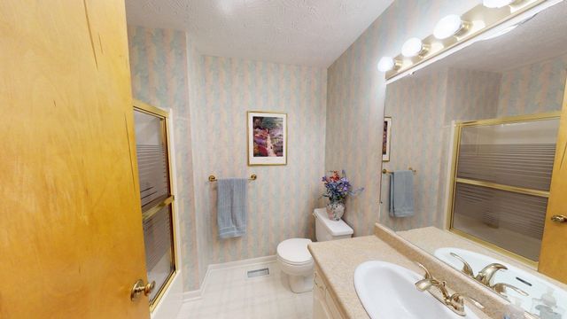 25 Lynn Marr Drive, Huntington, WV 25705