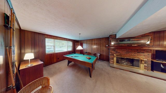 25 Lynn Marr Drive, Huntington, WV 25705
