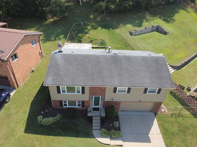 25 Lynn Marr Drive, Huntington, WV 25705