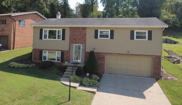 25 Lynn Marr Drive, Huntington, WV 25705