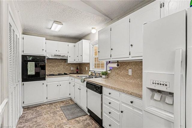 404 Kennedy Farm Road S, Trinity, NC 27370