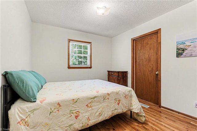 404 Kennedy Farm Road S, Trinity, NC 27370