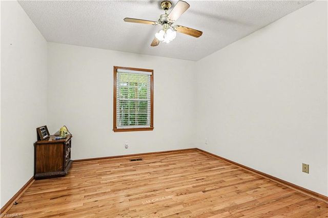 404 Kennedy Farm Road S, Trinity, NC 27370