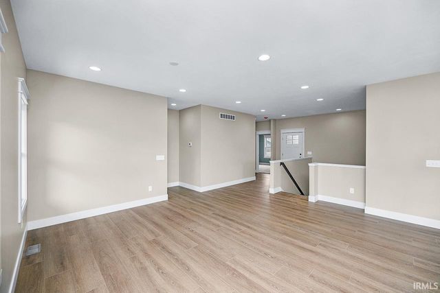 1910 Newbury Circle, Goshen, IN 46526