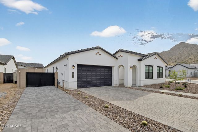 4823 W GRAYBACK Lane, Queen Creek, AZ 85144