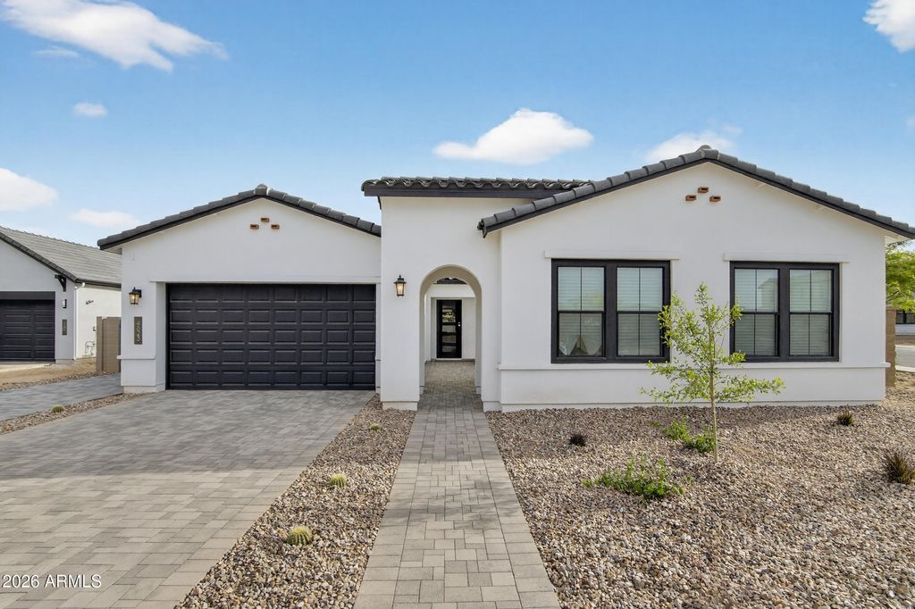 4823 W GRAYBACK Lane, Queen Creek, AZ 85144