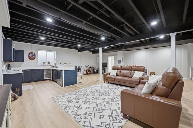 22350 Brantingham Road, Macomb, MI 48044