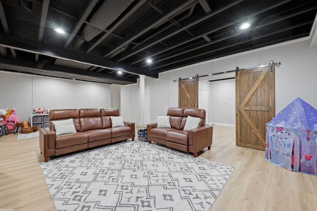 22350 Brantingham Road, Macomb, MI 48044