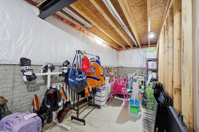 22350 Brantingham Road, Macomb, MI 48044
