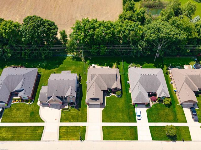 22350 Brantingham Road, Macomb, MI 48044