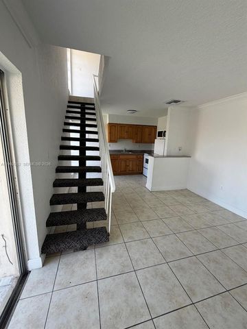 3901 SW 109th Ave 8, Miami, FL 33165