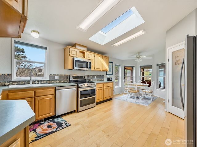 29515 I Street, Ocean Park, WA 98640