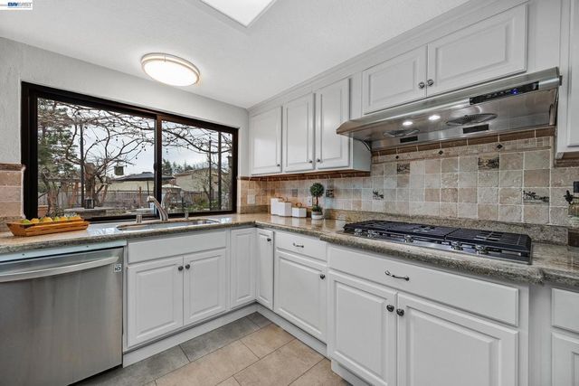 3020 3020 Ascot Dr, San Ramon, CA 94583