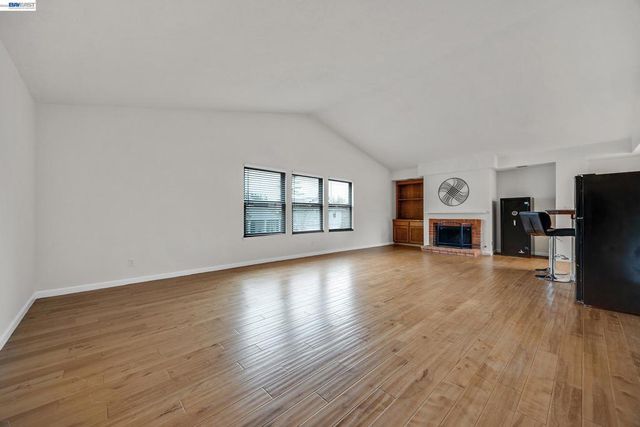 3020 3020 Ascot Dr, San Ramon, CA 94583