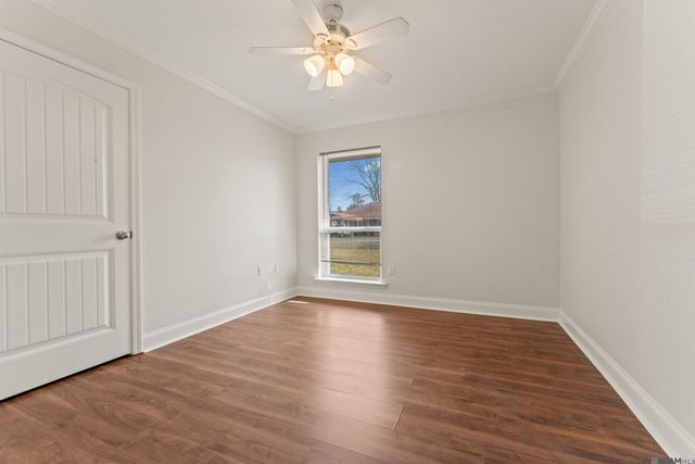 43498 S Lone Oak Rd, Gonzales, LA 70737