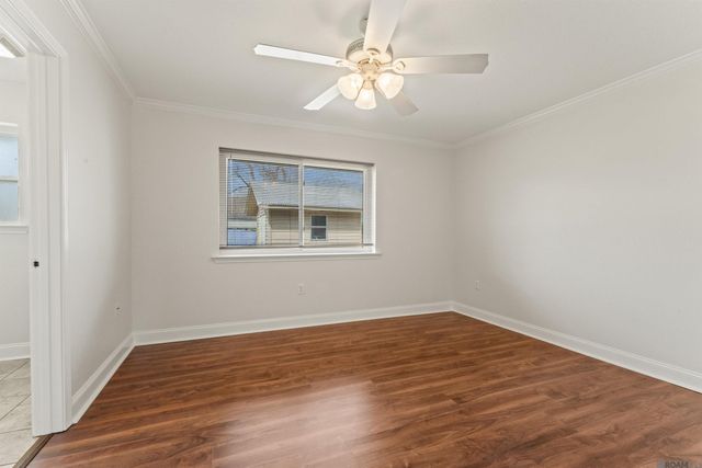 43498 S Lone Oak Rd, Gonzales, LA 70737