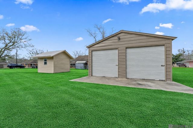 43498 S Lone Oak Rd, Gonzales, LA 70737