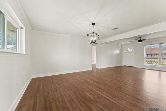 43498 S Lone Oak Rd, Gonzales, LA 70737