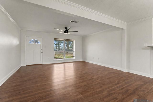 43498 S Lone Oak Rd, Gonzales, LA 70737