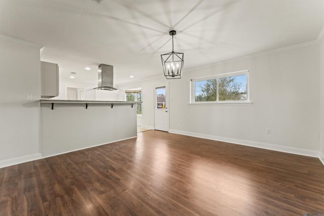 43498 S Lone Oak Rd, Gonzales, LA 70737