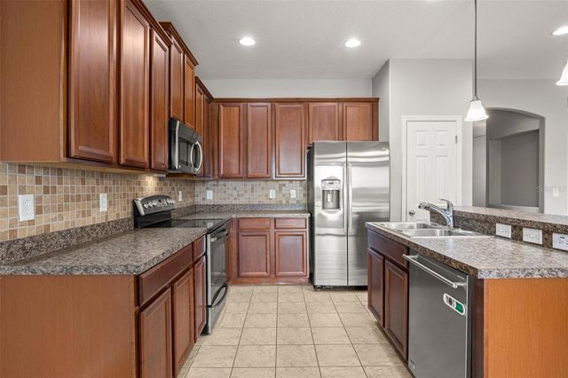10284 NEWMINSTER LOOP, Ruskin, FL 33573