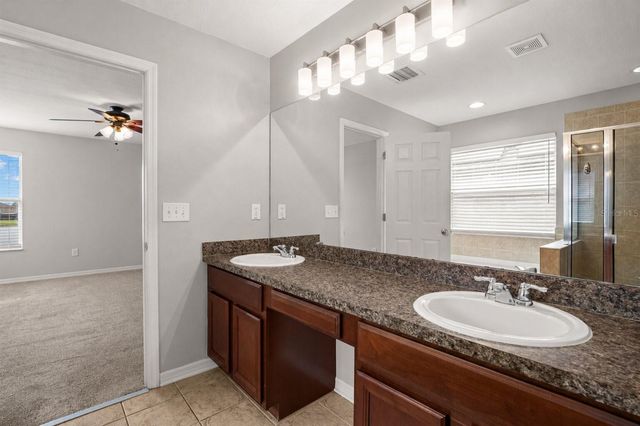 10284 NEWMINSTER LOOP, Ruskin, FL 33573