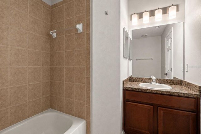 10284 NEWMINSTER LOOP, Ruskin, FL 33573