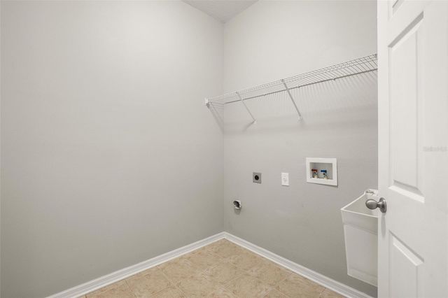 10284 NEWMINSTER LOOP, Ruskin, FL 33573