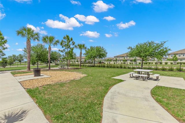 10284 NEWMINSTER LOOP, Ruskin, FL 33573
