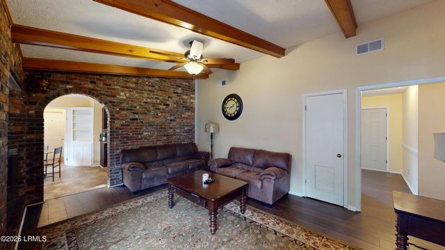 2228 Plantation Drive, Beaufort, SC 29902