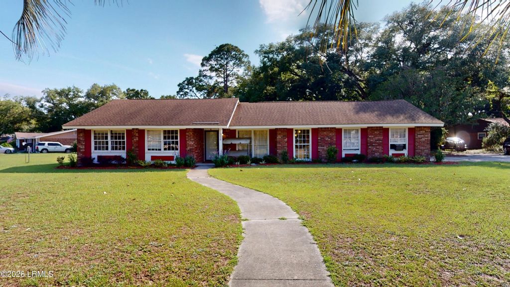 2228 Plantation Drive, Beaufort, SC 29902