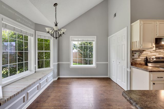 4166 MEADOW FIELD LN, Bartlett, TN 38135
