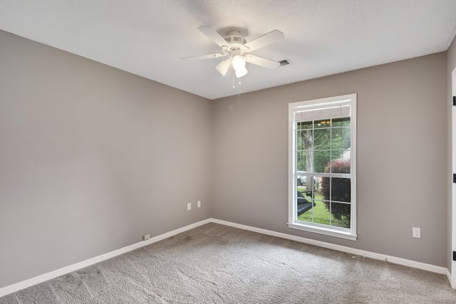 4166 MEADOW FIELD LN, Bartlett, TN 38135