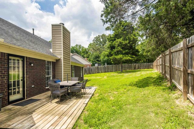 4166 MEADOW FIELD LN, Bartlett, TN 38135