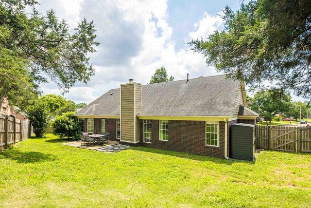 4166 MEADOW FIELD LN, Bartlett, TN 38135