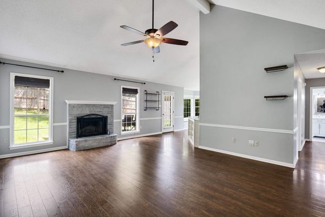 4166 MEADOW FIELD LN, Bartlett, TN 38135