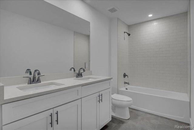 10790 Barrett, Plymouth, MI 48170