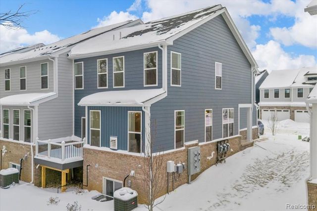 10790 Barrett, Plymouth, MI 48170