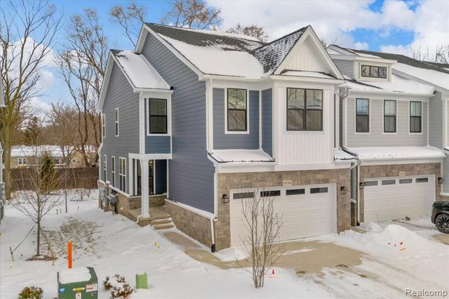 10790 Barrett, Plymouth, MI 48170