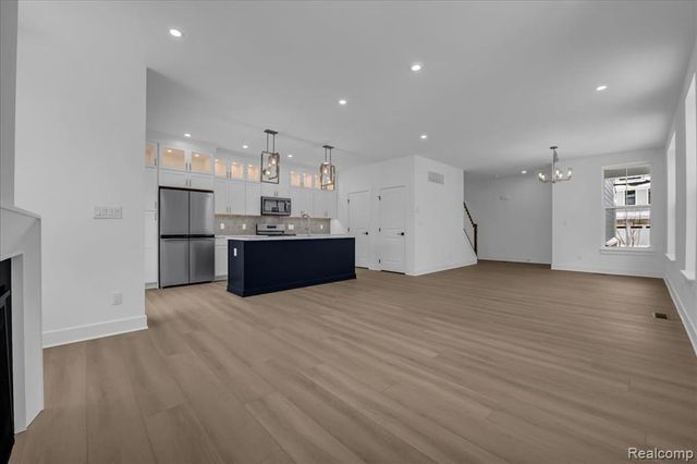 10790 Barrett, Plymouth, MI 48170