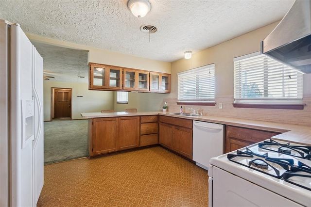 1237 Denison Drive, Norman, OK 73069