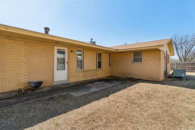 1237 Denison Drive, Norman, OK 73069