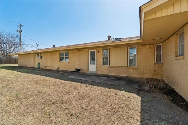 1237 Denison Drive, Norman, OK 73069