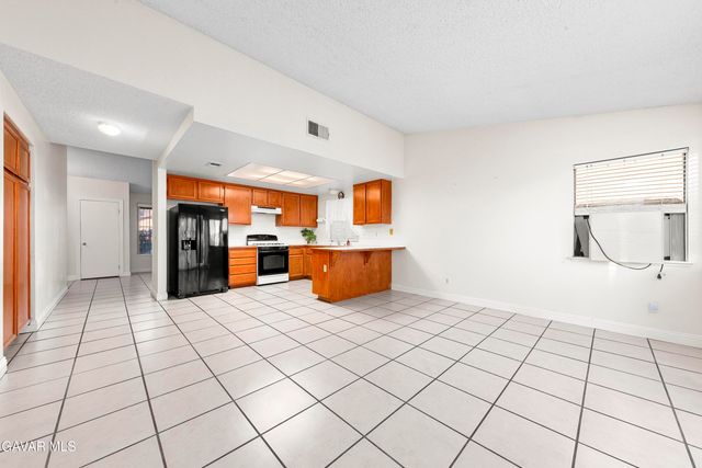 2716 Westland Drive, Rosamond, CA 93560