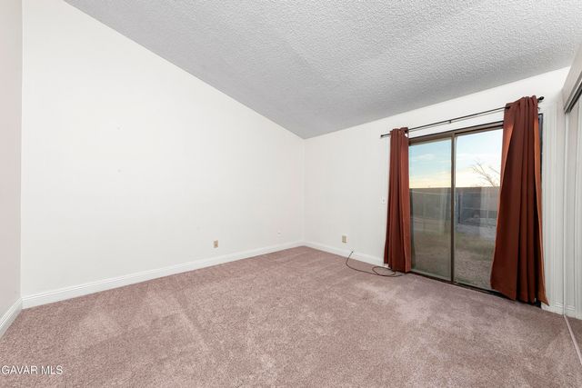 2716 Westland Drive, Rosamond, CA 93560